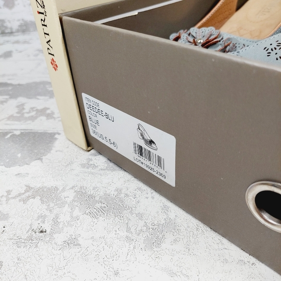 New Patrizia Spring Step Slingback Blue Floral Laser Cut Peep Toe Sandals i589 - Picture 14 of 15